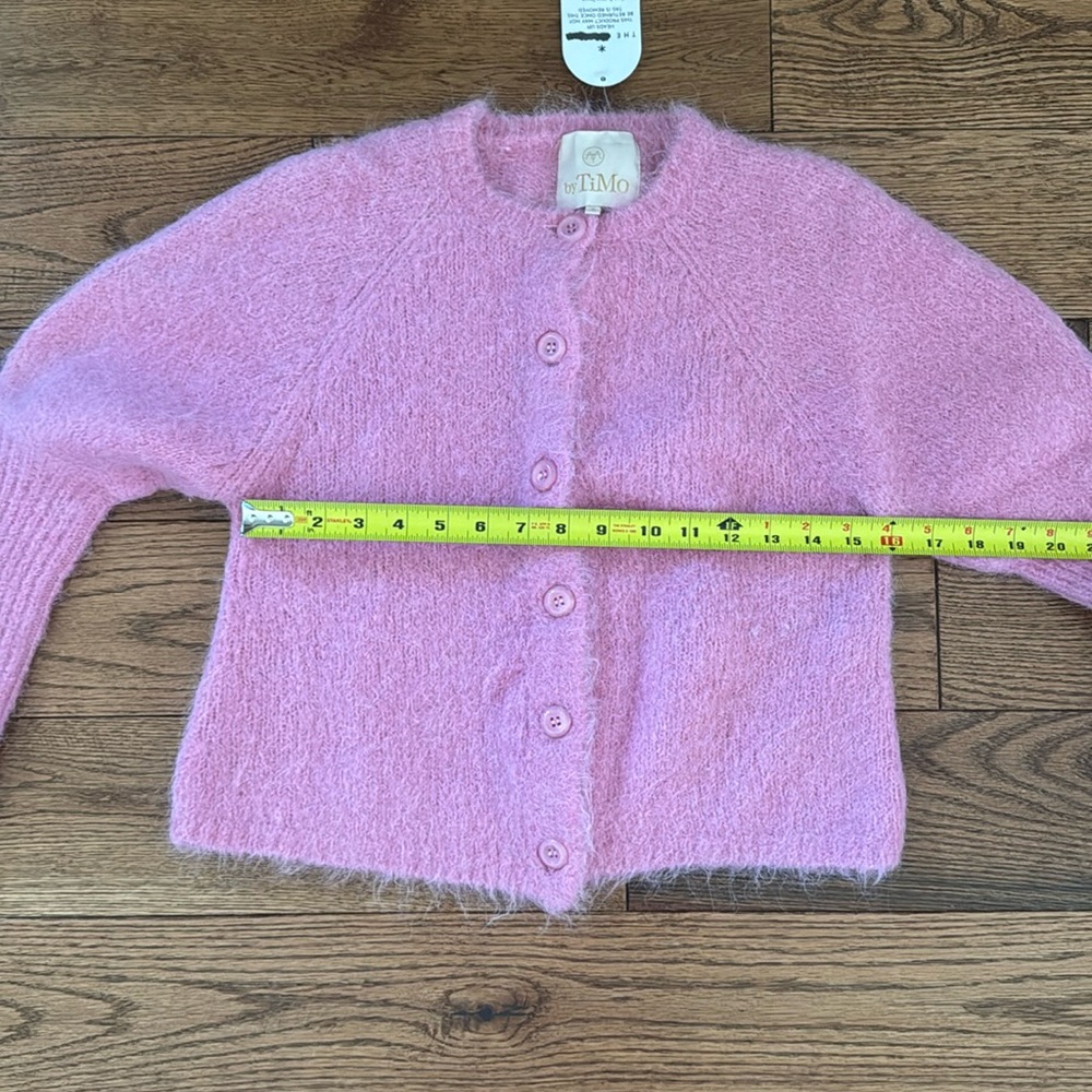 by TiMO Button down sweater